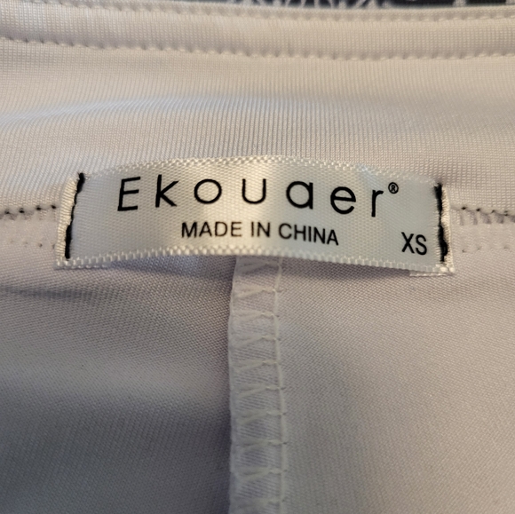 Ladies golf skirt size xs worn once - Picture 5 of 6